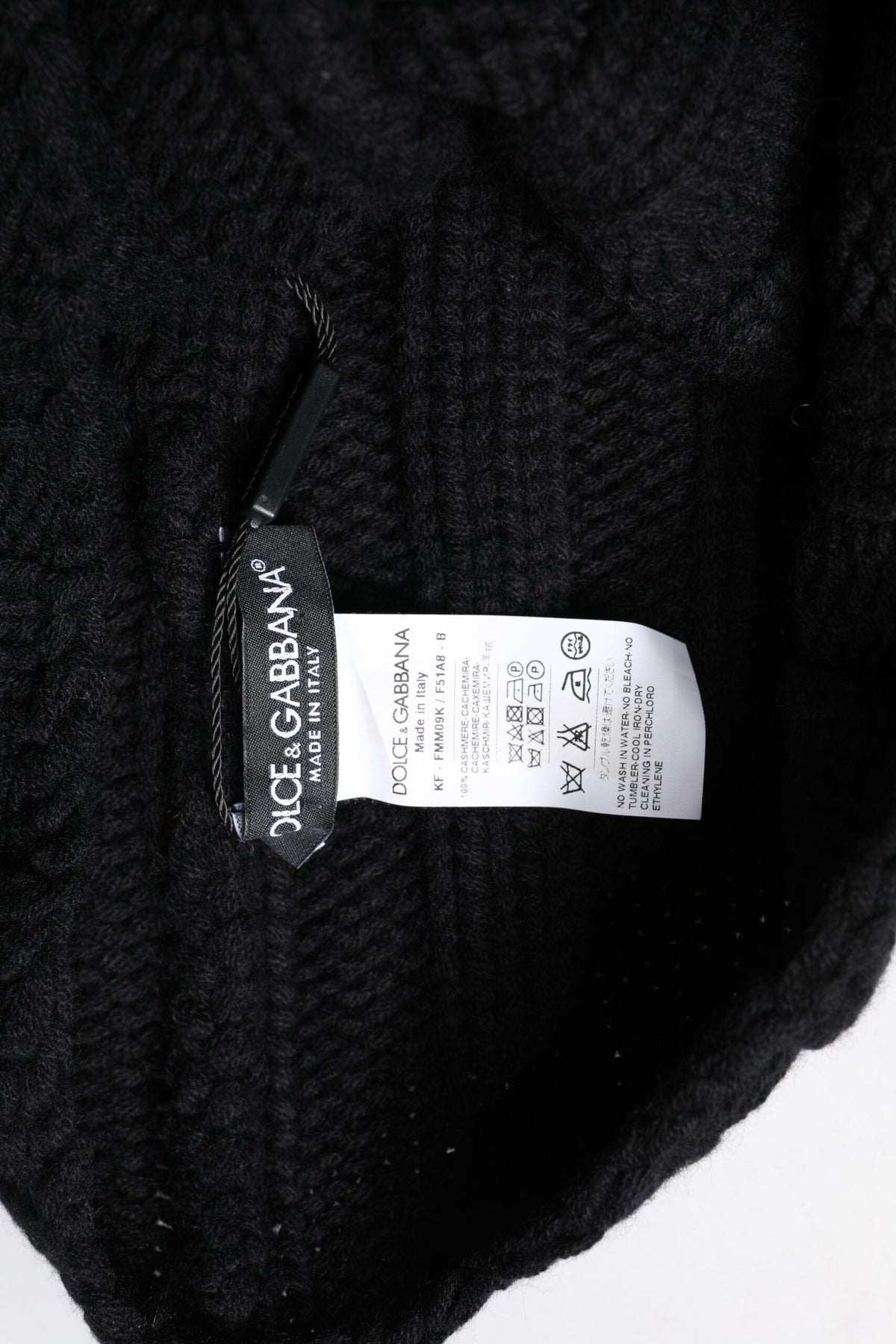 Dolce & Gabbana Black Cashmere Knitted Neck Warmer Foulard Scarf